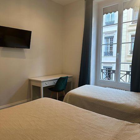 Hotel Azur Lyon Zewnętrze zdjęcie
